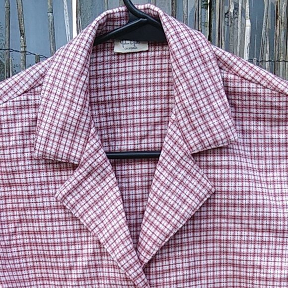 Brandy Melville / John Galt Vivian Red White Plaid Soft Button Down Crop Top - Picture 3 of 13